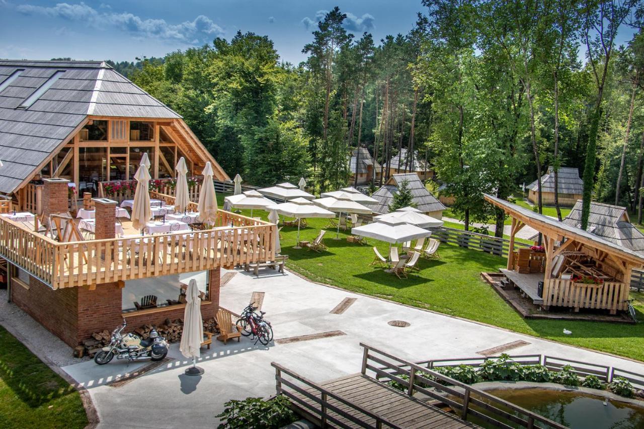 Slovenia Eco Resort Stahovica Bagian luar foto