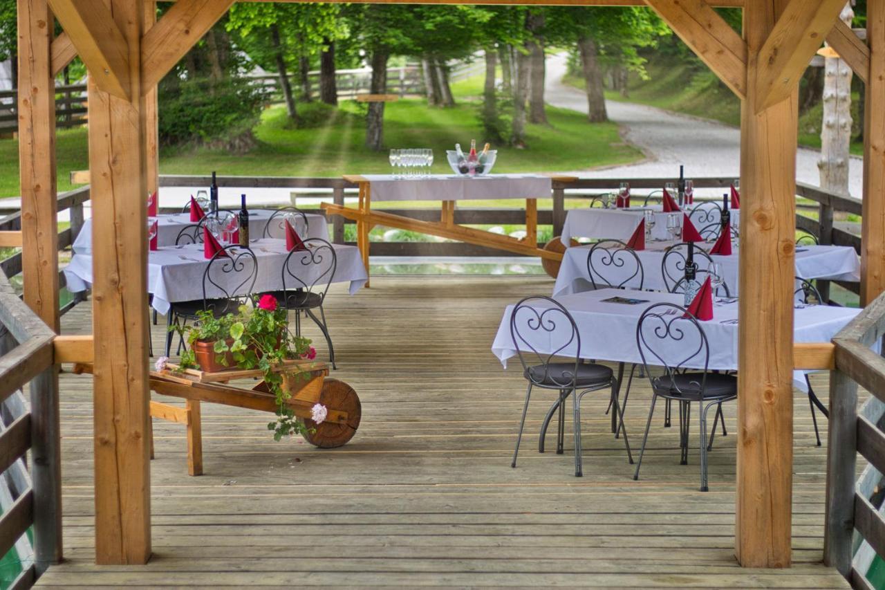 Slovenia Eco Resort Stahovica Bagian luar foto