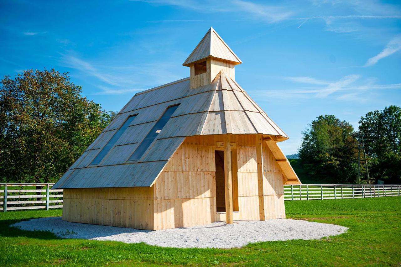 Slovenia Eco Resort Stahovica Bagian luar foto