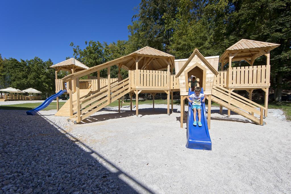 Slovenia Eco Resort Stahovica Bagian luar foto